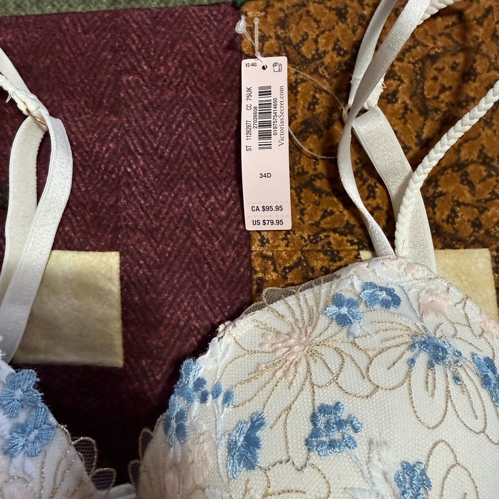 Victoria's Secret White and Blue Floral Bra - Picture 4 of 4